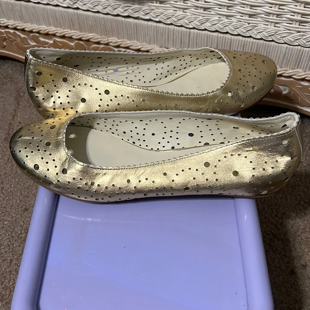 Coach gold metallic leather laser cut out ballet flats Nike Air Size 9